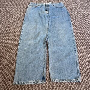 Vintage Y2K Levi’s 550 Relaxed Fit Jeans Men’s 36x30 Light Wash